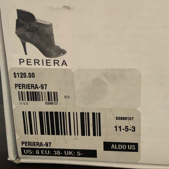 Gorgeous Periera Suede Peep Toe Booties 🖤 - Picture 8 of 8